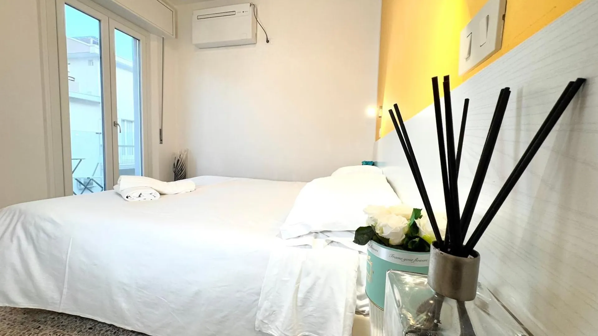 **  Hotel The Sea - 3 Minuti Dalla Spiaggia Rimini Italien